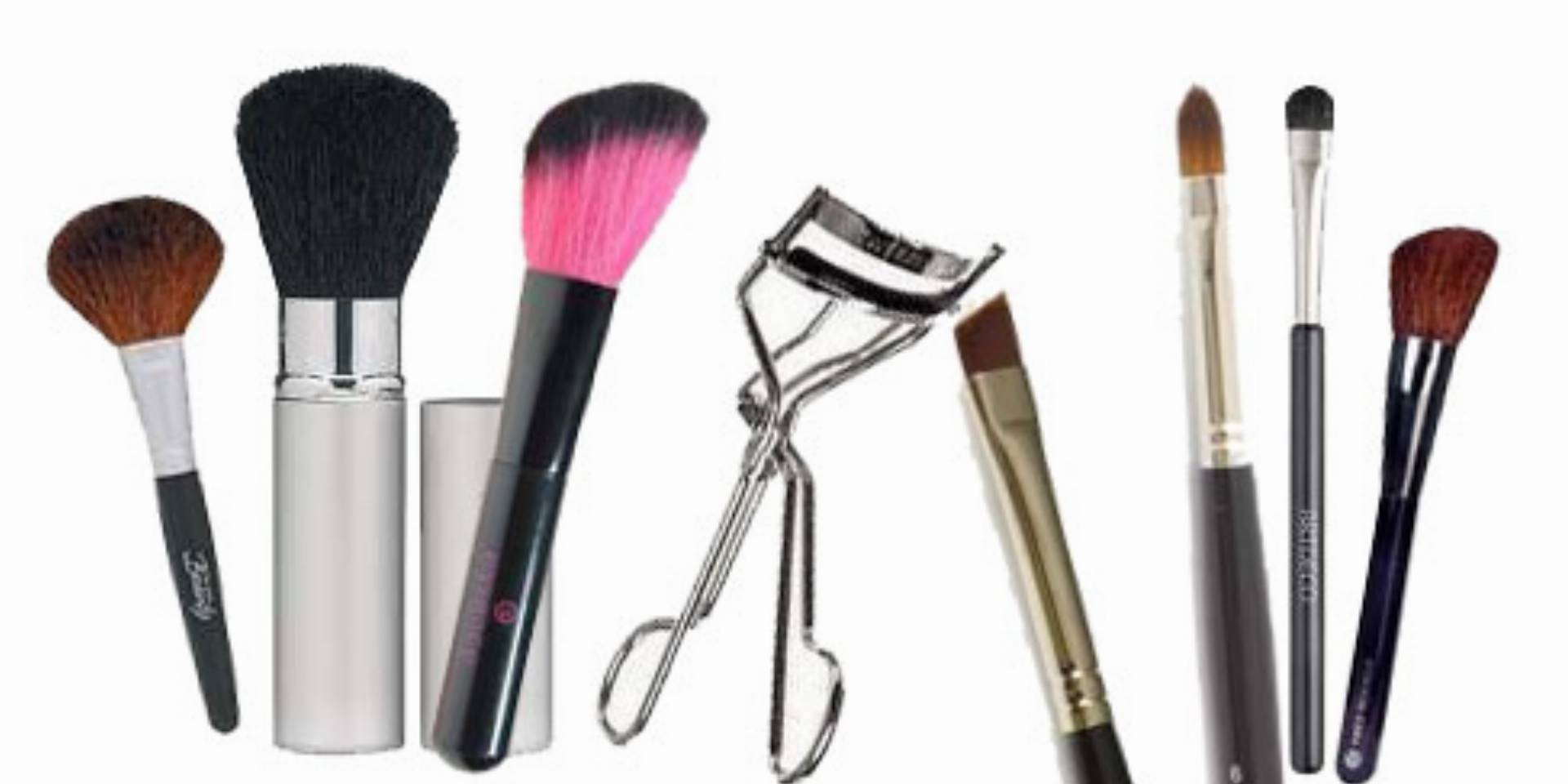 Niezbędne akcesoria do makijażu