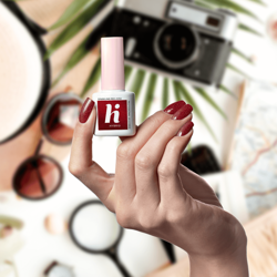 Lakier hybrydowy hi hybrid 5 ml Sparkling Red #250
